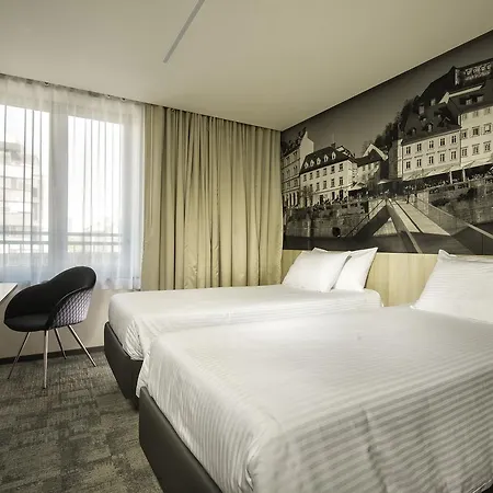 City Hotel Ljubljana לובליאנה