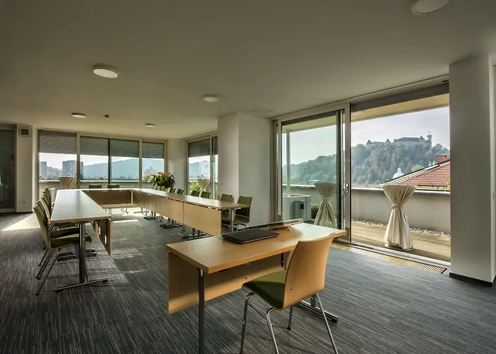 City Hotel Ljubljana 4* Lubiana