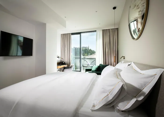 Hotel City Hotel Ljubljana 4*