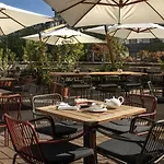 City Hotel Ljubljana Отель 4*