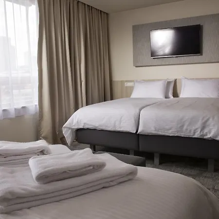 City Hotel Ljubljana Hotel 4*