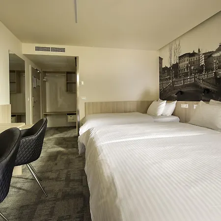 City Hotel Ljubljana 4*