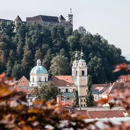 Hotel City Hotel Ljubljana 4*