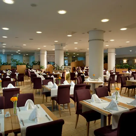 City Hotel Ljubljana Hotel 4*