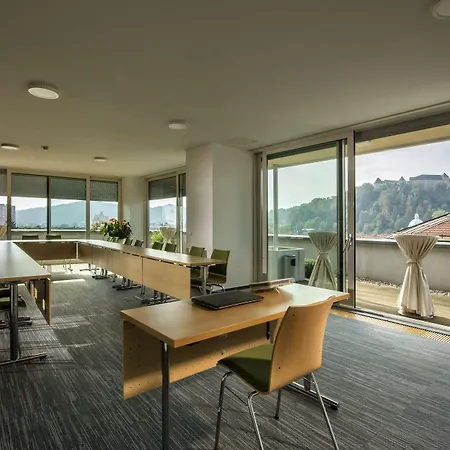 City Hotel Ljubljana 4* Lublaň