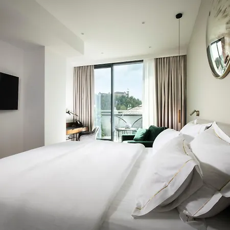 Отель City Hotel Ljubljana 4*