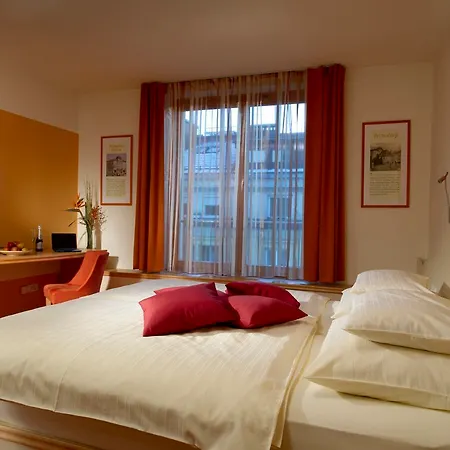 Hotel City Hotel Ljubljana 4*