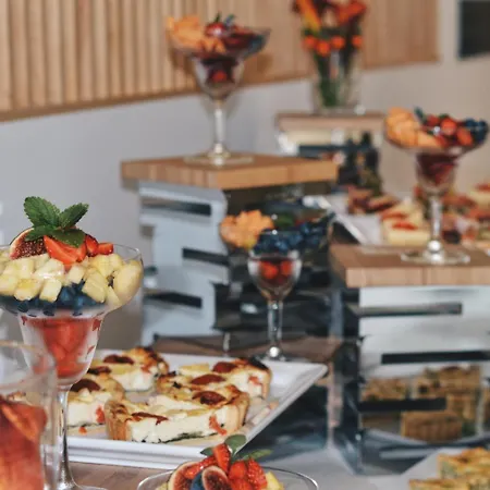 City Hotel Ljubljana Любляна