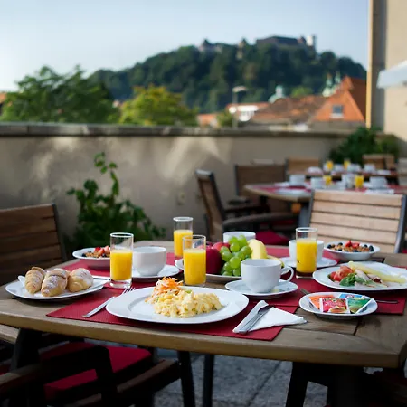 Hotel City Hotel Ljubljana 4*